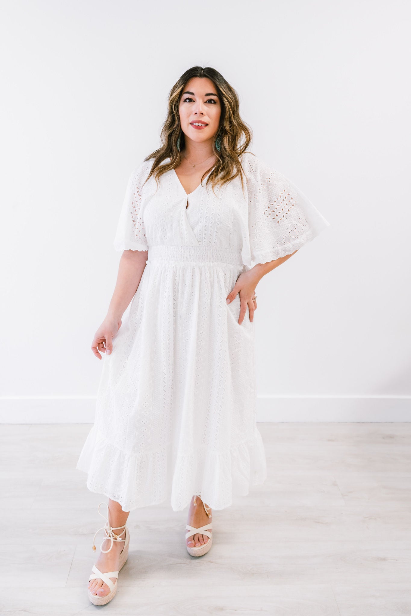Iris Short Dolman Sleeve Elastic Waist Eyelet Mid Dress