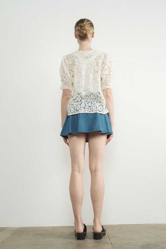 Brooklyn Peterpan Collar Lace Blouse