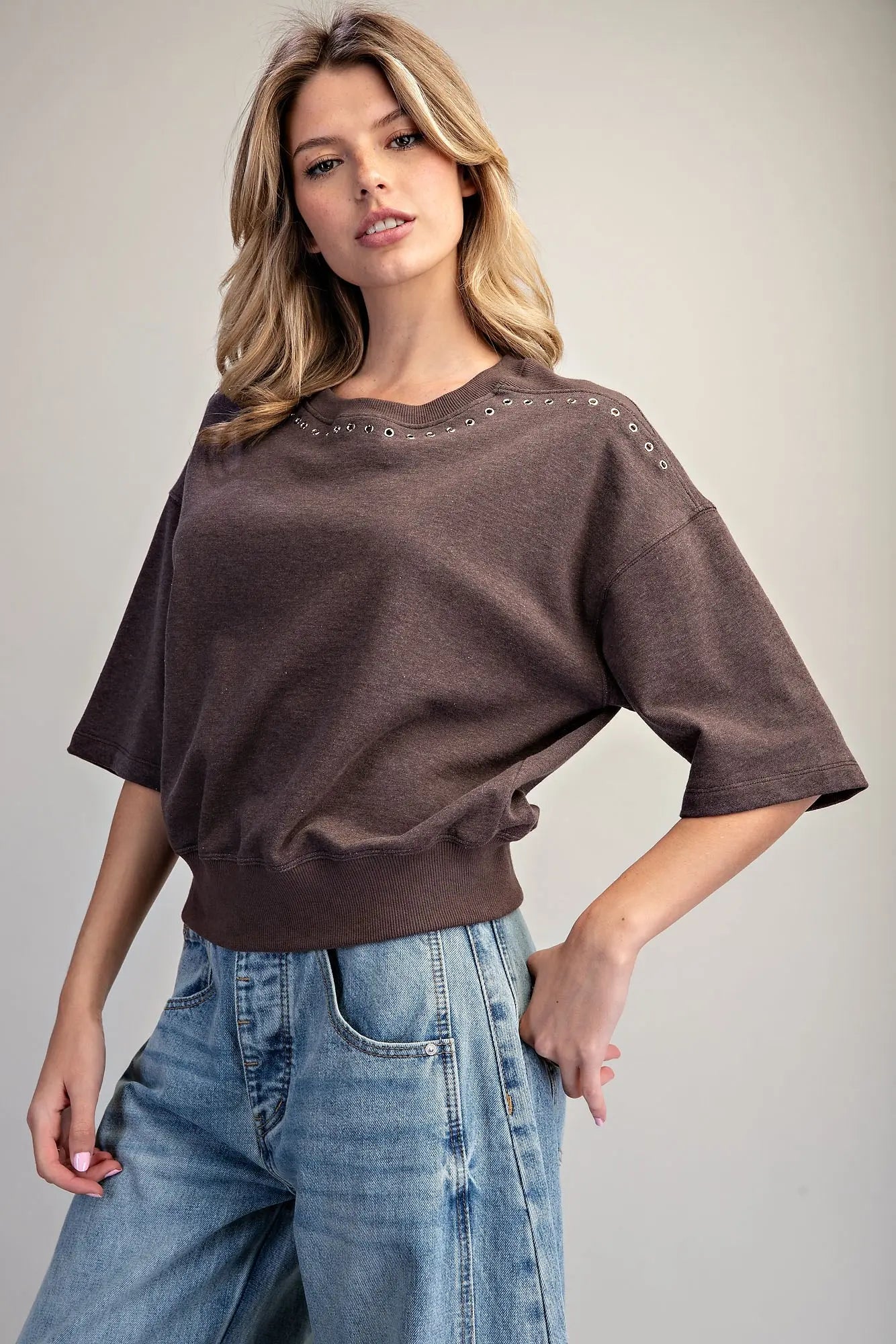 Carlota Grommet Detail Short Sleeve Sweatshirt
