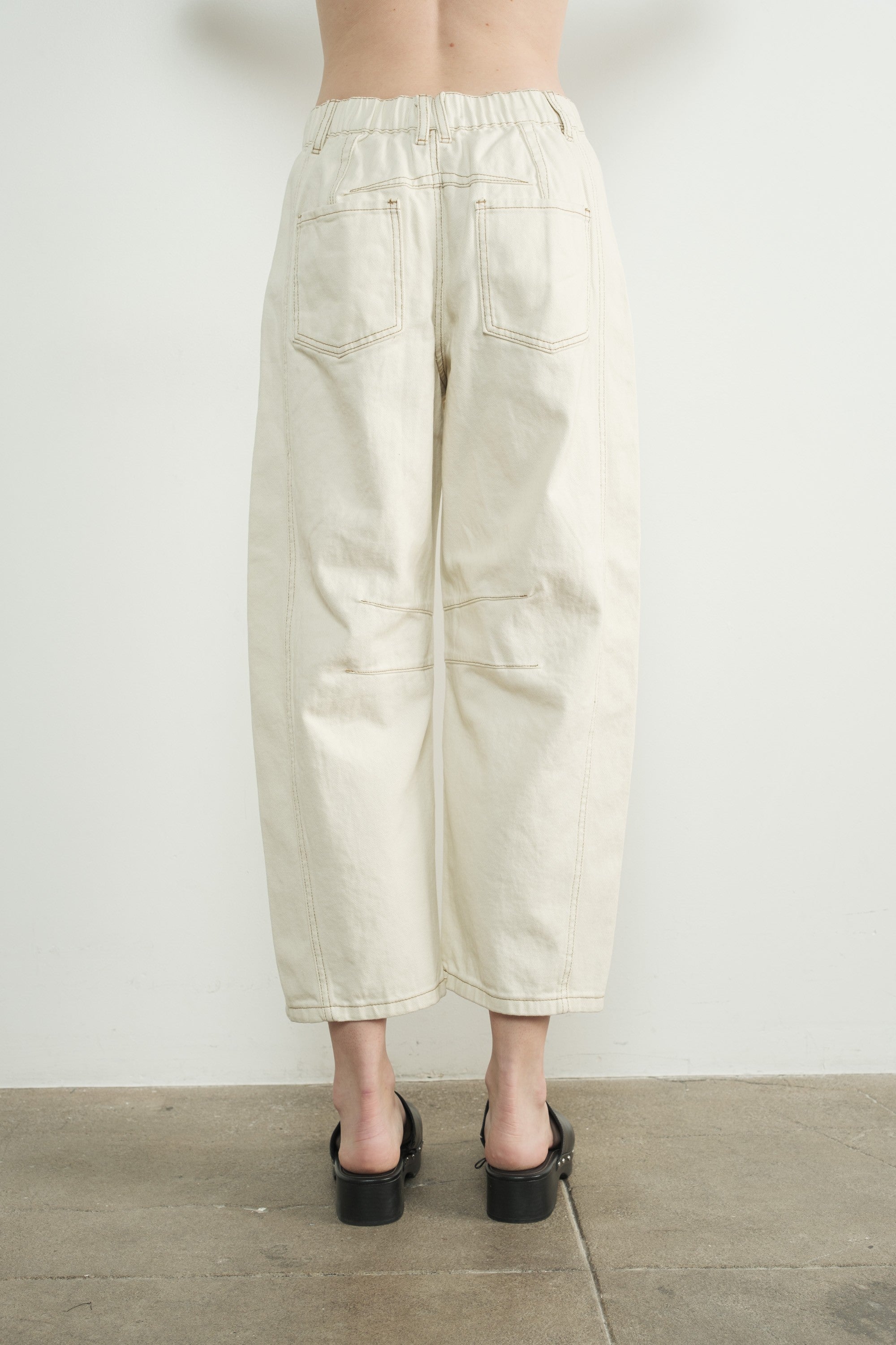 Vanessa Barrel Jeans