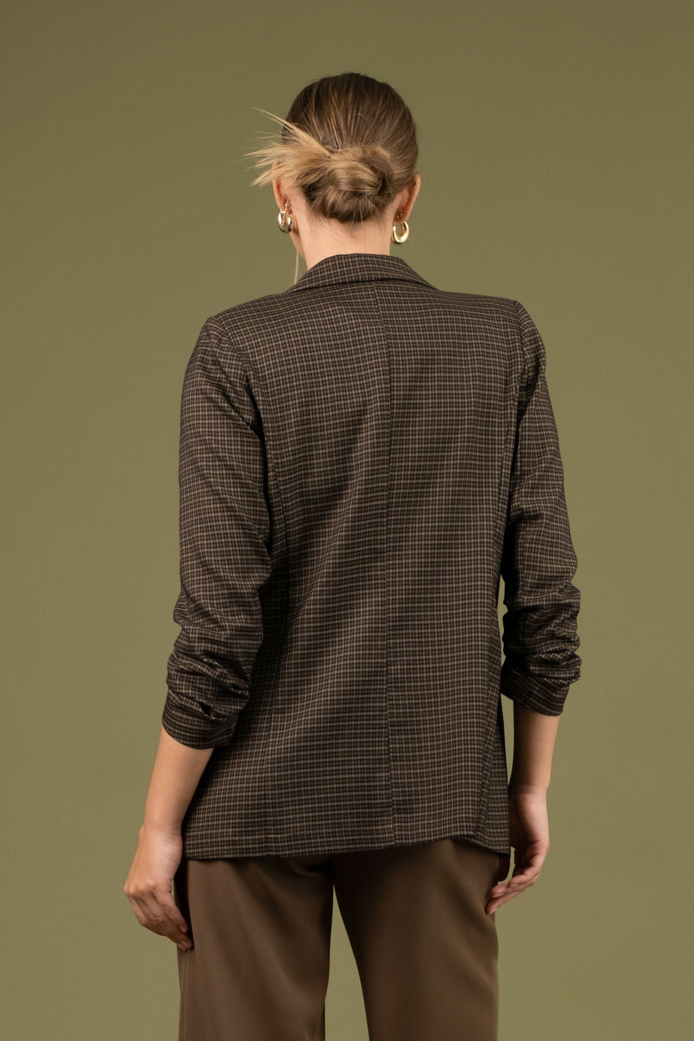 Tori Plaid 3/4 Ruched Sleeve Blazer