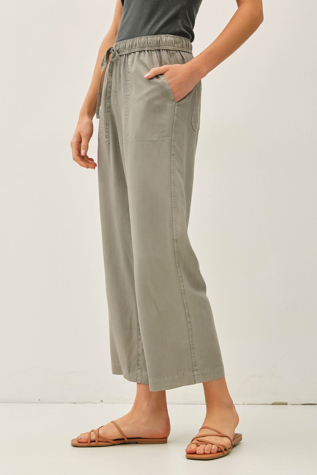 Darling soft Tencel Wide Leg Capri Pants