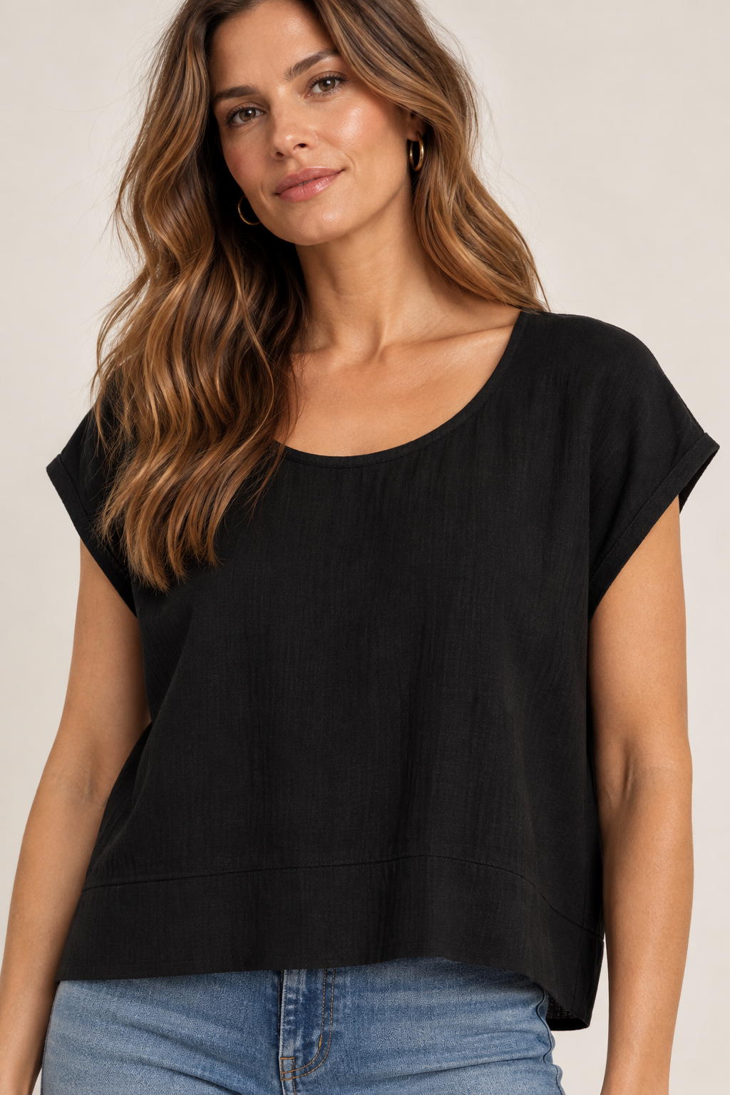 Cindy Woven Boxy Top With Extended Sleeve And Round Neck