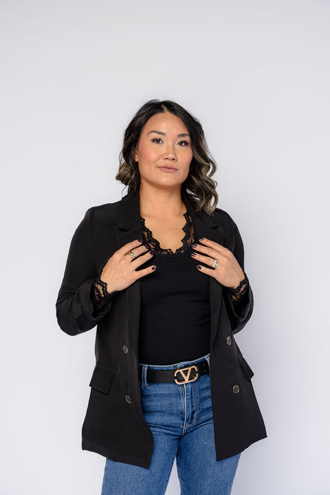 Judith Solid Folded Sleeve Blazer