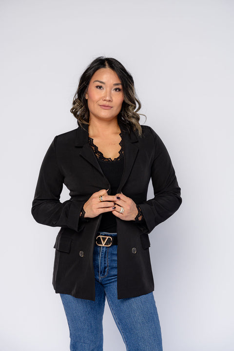 Judith Solid Folded Sleeve Blazer