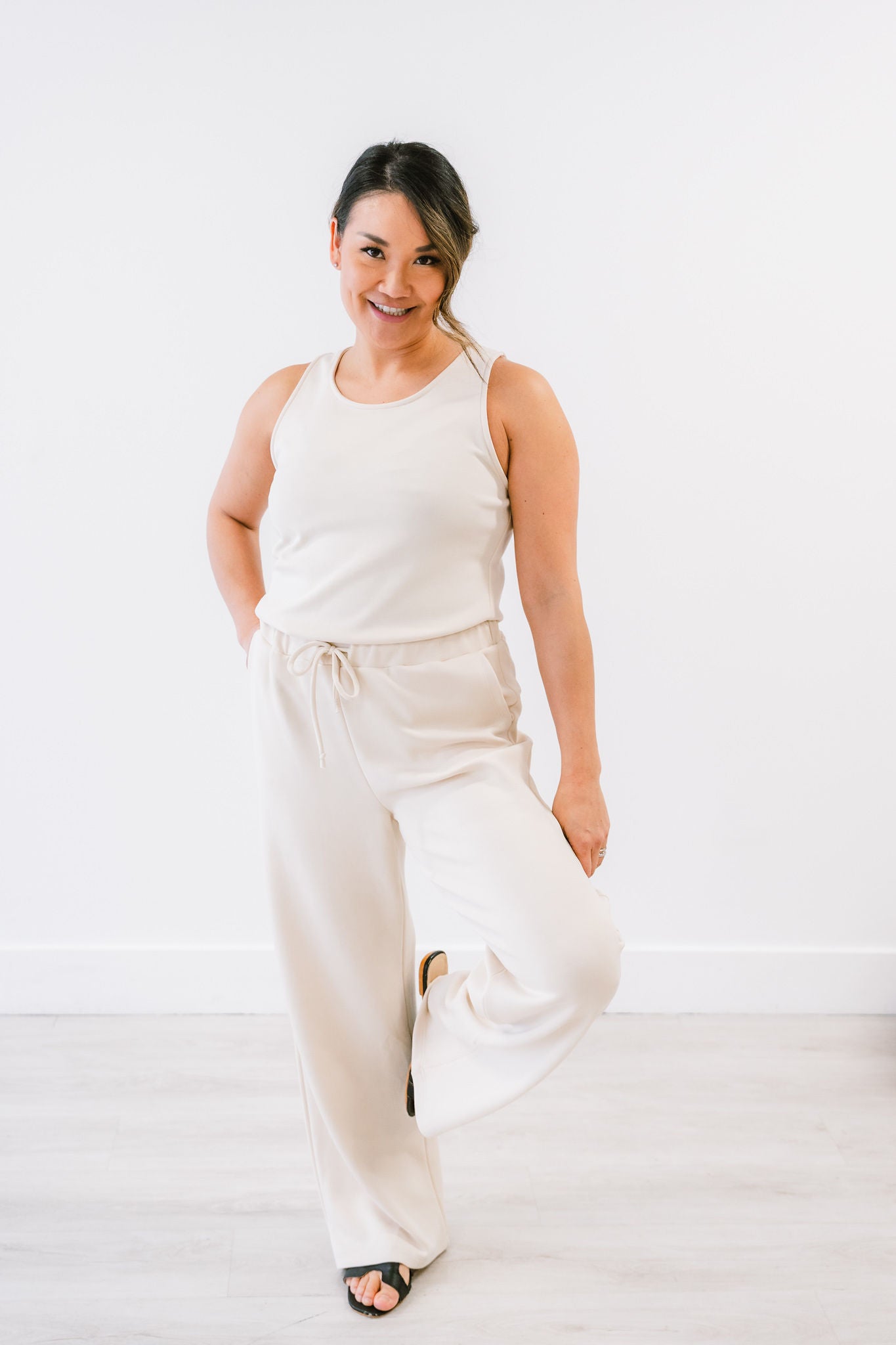 Rosie Techno Suave Pleat Back Sleeveless Top