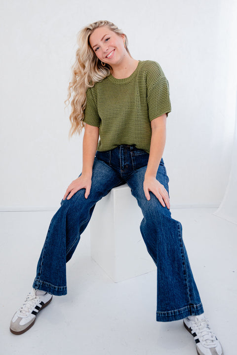 Lennon Waffle Knit Boxy Short Sleeve Sweater